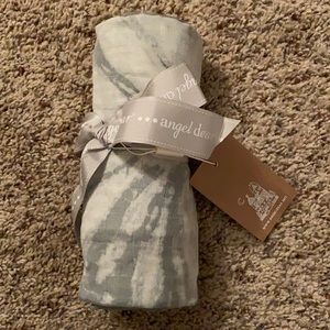 Angel Dear Swaddle